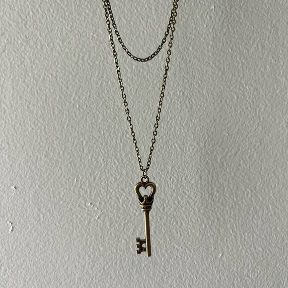 Handmade Floral Mini Wreath with Crystals, Moon & Chain Drop 6” Purple Pink - Picture 4 of 7